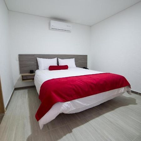 Hotel Med 70 Medellín Exteriör bild